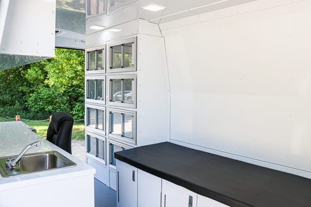 Fourgonnette de clinique médicale mobile