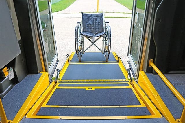 rampe d'accès pour fauteuil roulant BraunAbility
