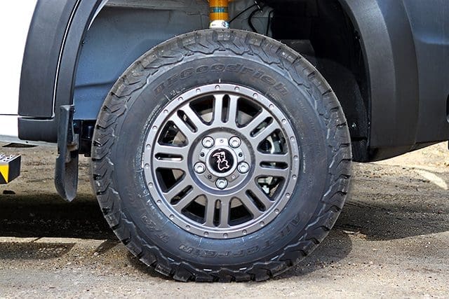 Heavy-Duty Tires
