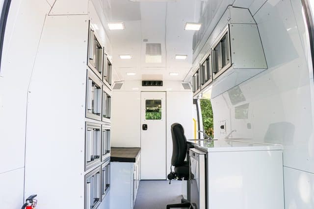 Fourgonnette de clinique médicale mobile